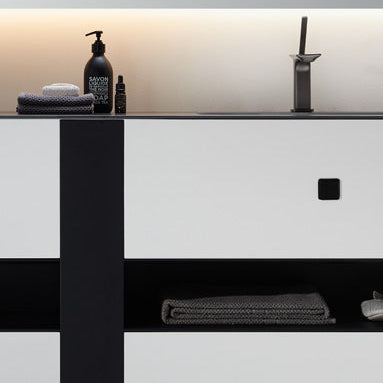 The Bauhaus Geometric