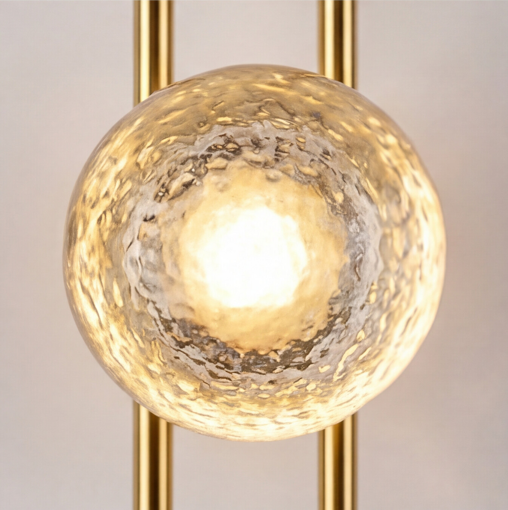 The Double Rod Globe